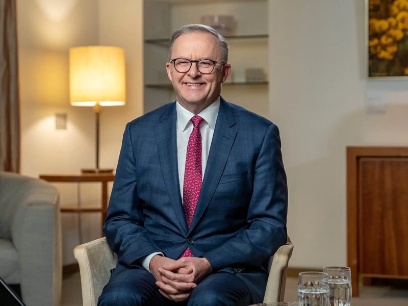 PM Australia batasi media sosial bagi anak di bawah umur