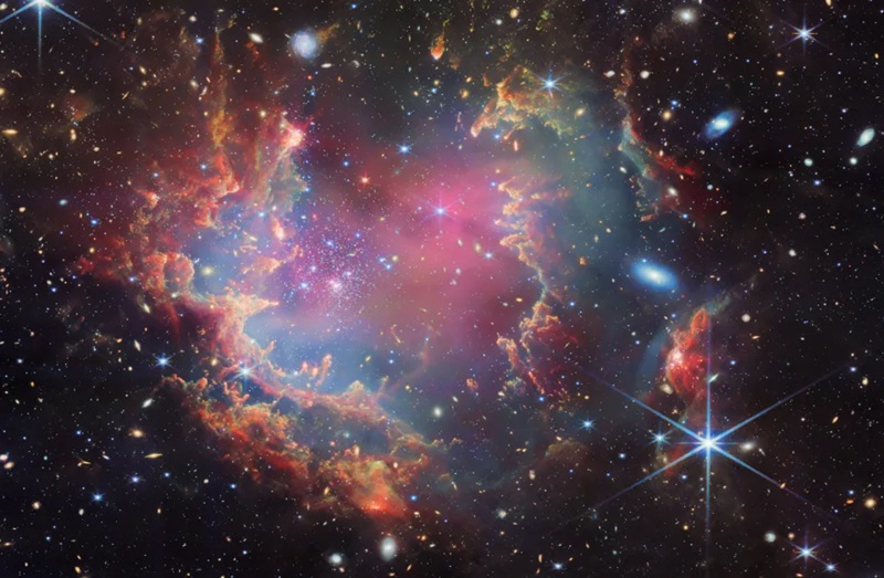 Ilmuwan mendeteksi brown dwarf pertama di luar Bima Sakti