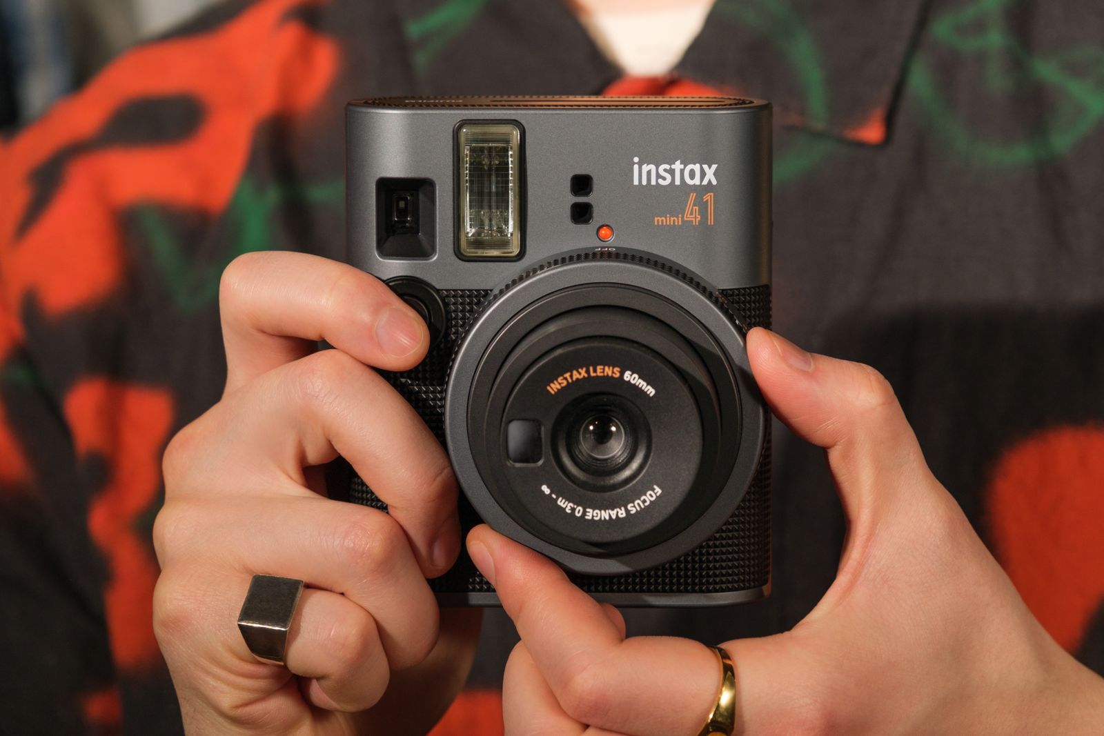 Fujifilm instax mini 41 rilis di Indonesia harga 1 jutaan