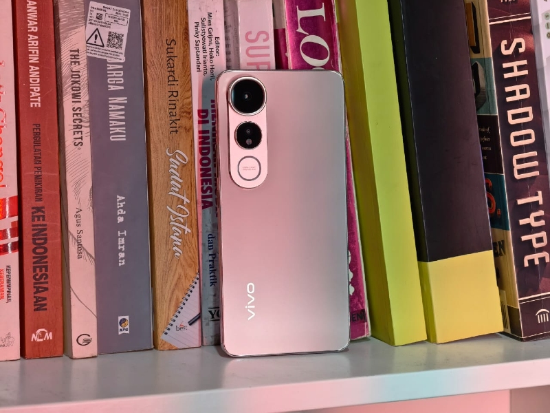 Tips ambil foto liburan anti gagal pakai vivo V50 Lite