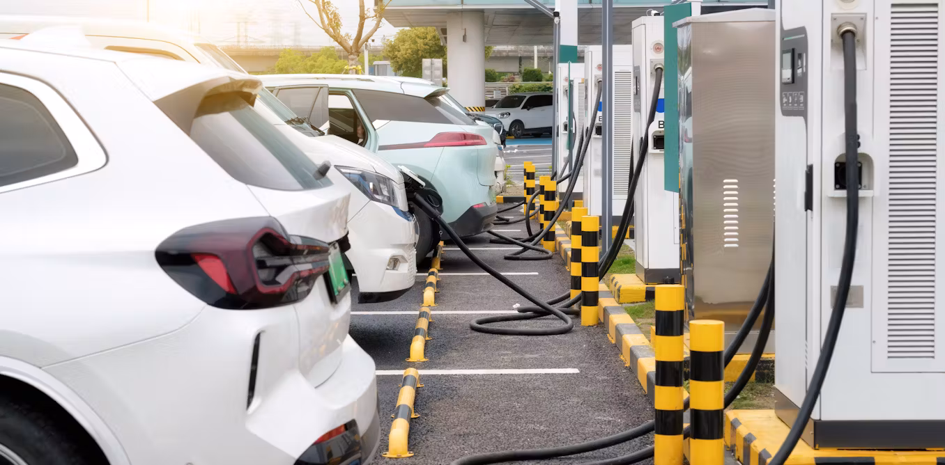 Riset: Kendaraan listrik hanya bisa benar-benar turunkan emisi jika bauran energi terbarukan tumbuh di atas 65% per tahun