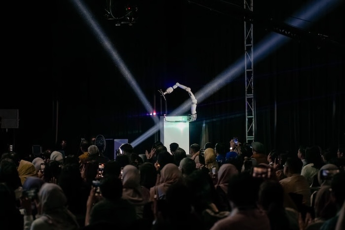 Siloam Hospitals Hadirkan Robot Bedah Otak Pertama di RI