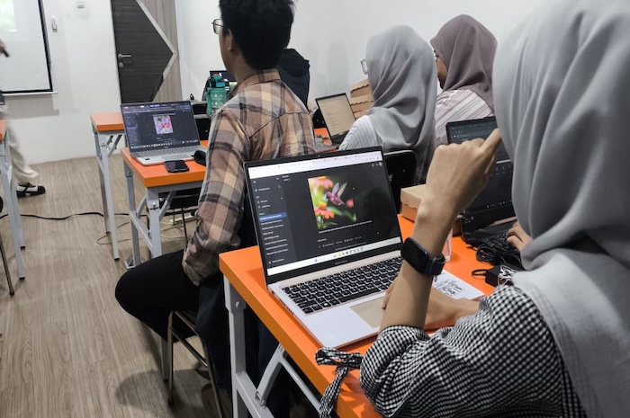 Telkom Gelar AI Connect di Makassar, Genjot Skill Desain Kreatif Lewat AI Generatif