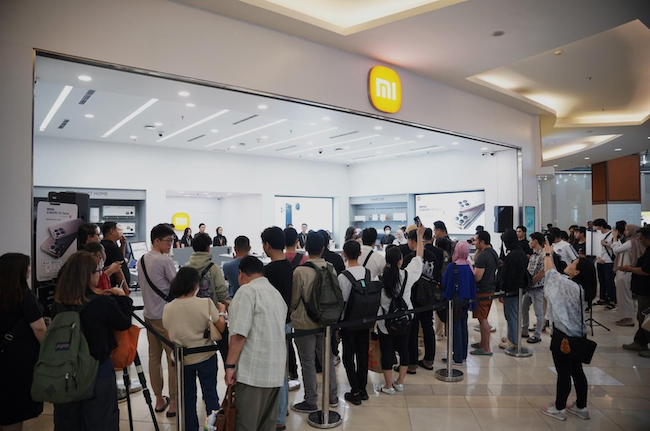 Antusiasme Tinggi Warnai Penjualan Perdana Xiaomi 15T Series di 14 Kota