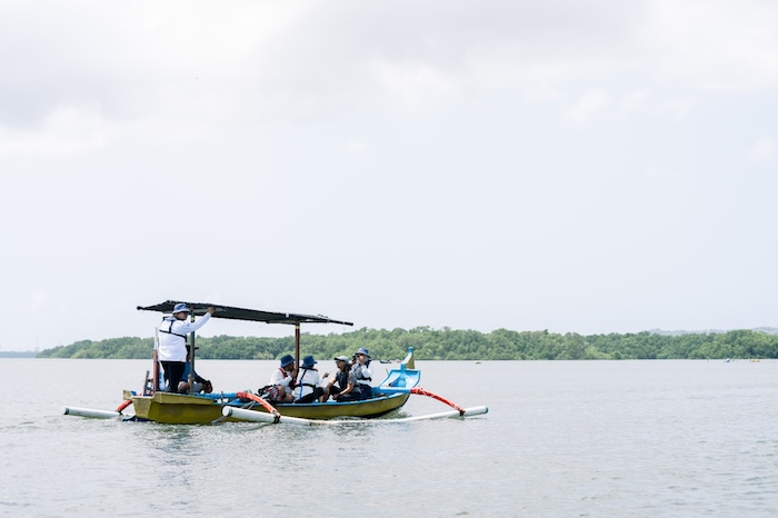 Lewat Teknologi Perahu Listrik, Desa Nelayan di Bali Ini Sukses Tekan Emisi Karbon