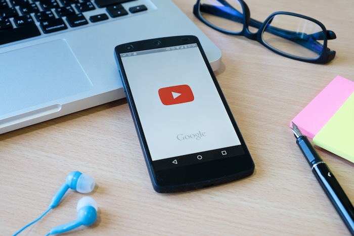 YouTube Rombak Tampilan Pemutar Video, Hadirkan Desain Lebih Modern dan Interaktif