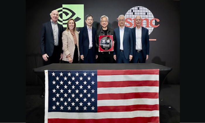 Amankan Rantai Pasok Global, NVIDIA Mulai Produksi Chip Wafer Blackwell di AS