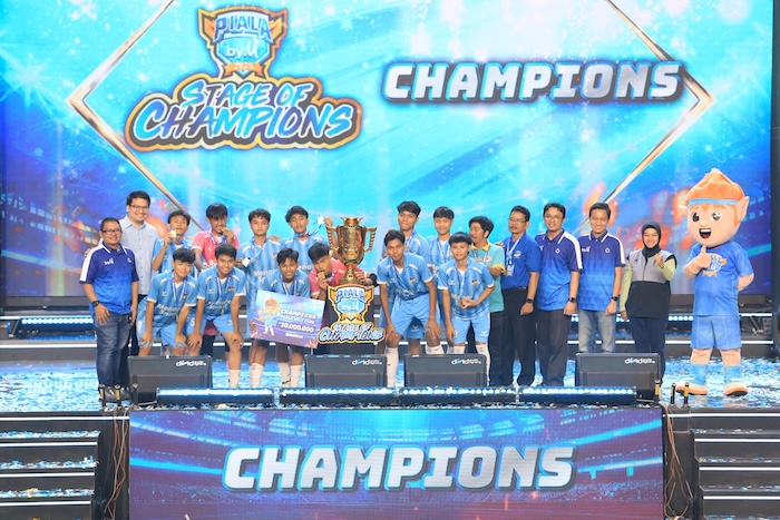 SMA Negeri 2 Banjarmasin Raih Juara Nasional Piala by.U 2025 di Semarang