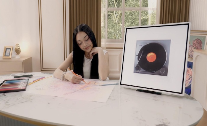 Cerita Naura Ayu Temukan Ruang Kreatif Baru Lewat The Frame dan Music Frame dari Samsung