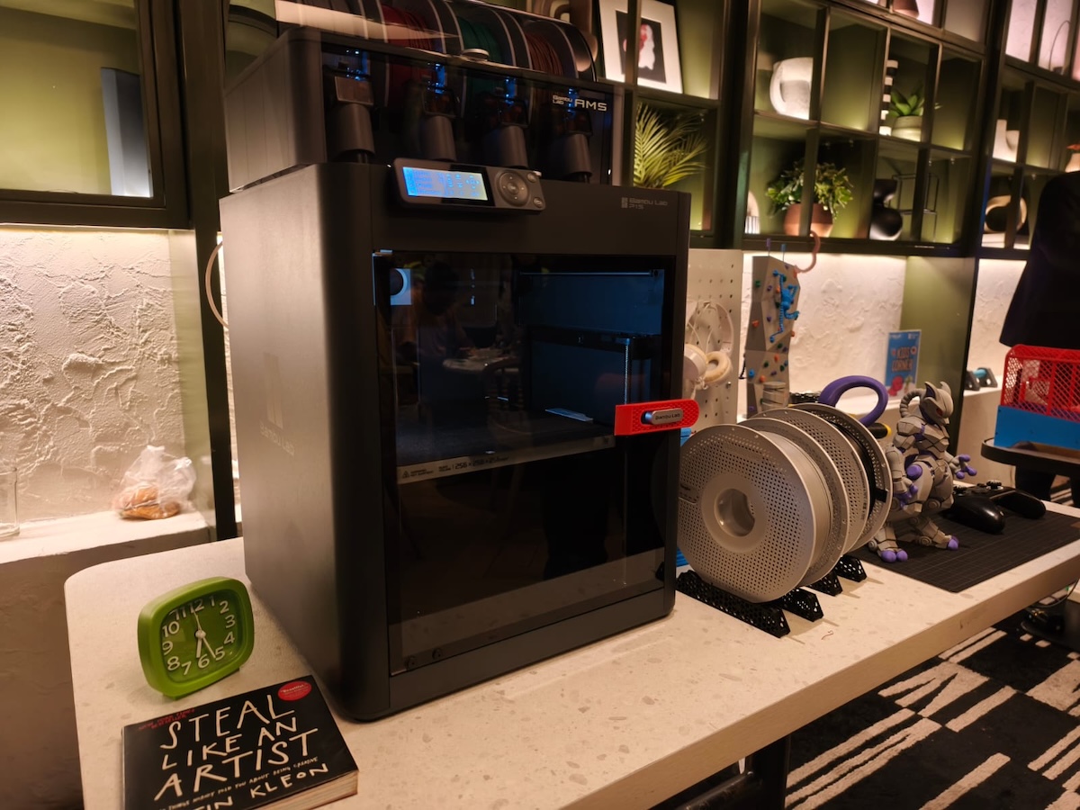 Dukung Ekonomi Kreatif Indonesia, TekLab Distribusikan Printer 3D Bambu Lab