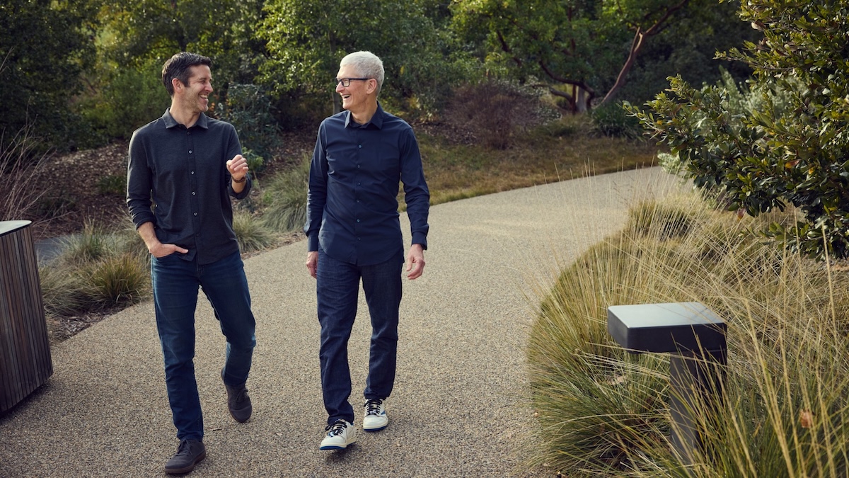John Ternus Resmi Gantikan Tim Cook Jadi CEO Apple Mulai September 2026